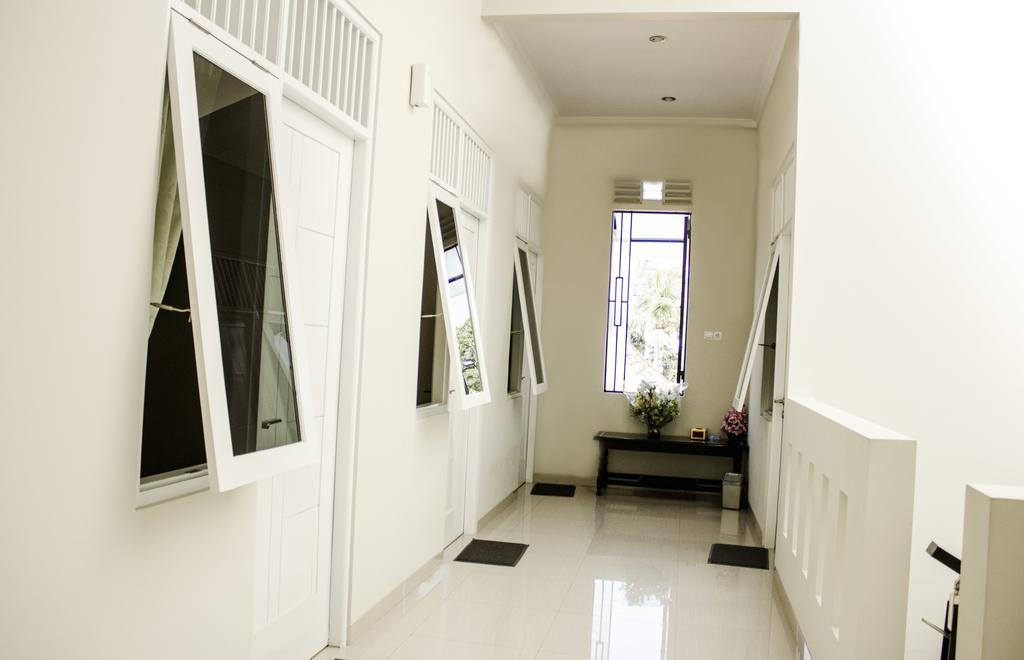 Purwosari Residence Семаранг Экстерьер фото